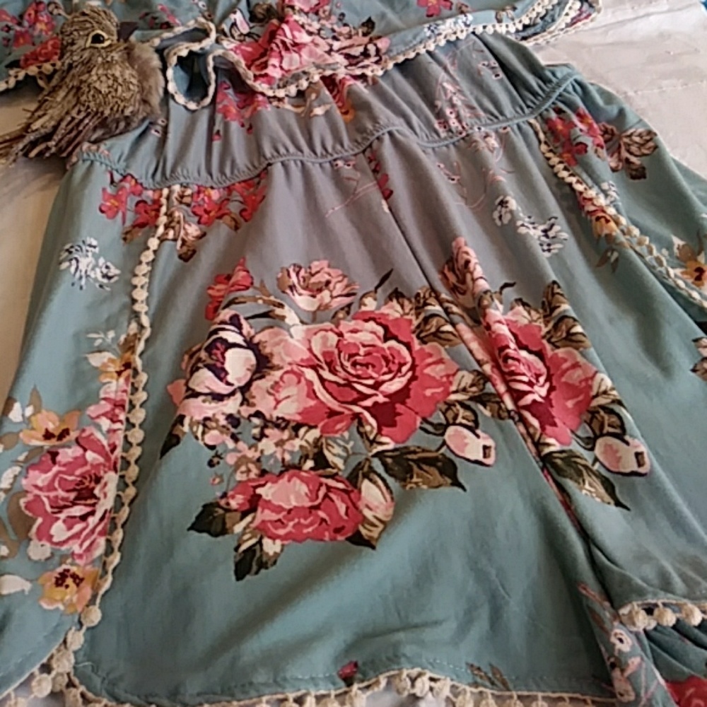 Off Shoulder Floral Print Romper - Picture 4 of 7